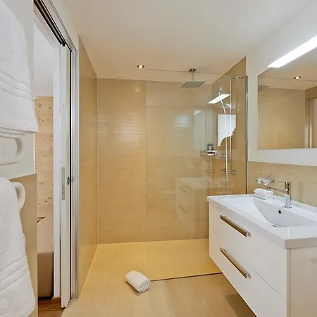 アパート Welschen Hoernligrat ツェルマット